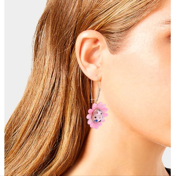 Betsey Johnson Earrings - Picture 2 of 2